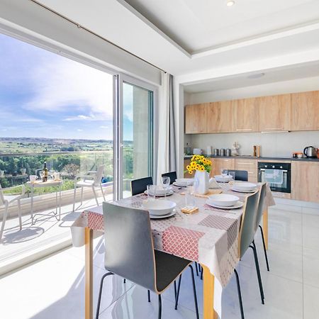 New Spacious Apartment With Amazing View Bugibba Bahía de San Pablo Exterior foto