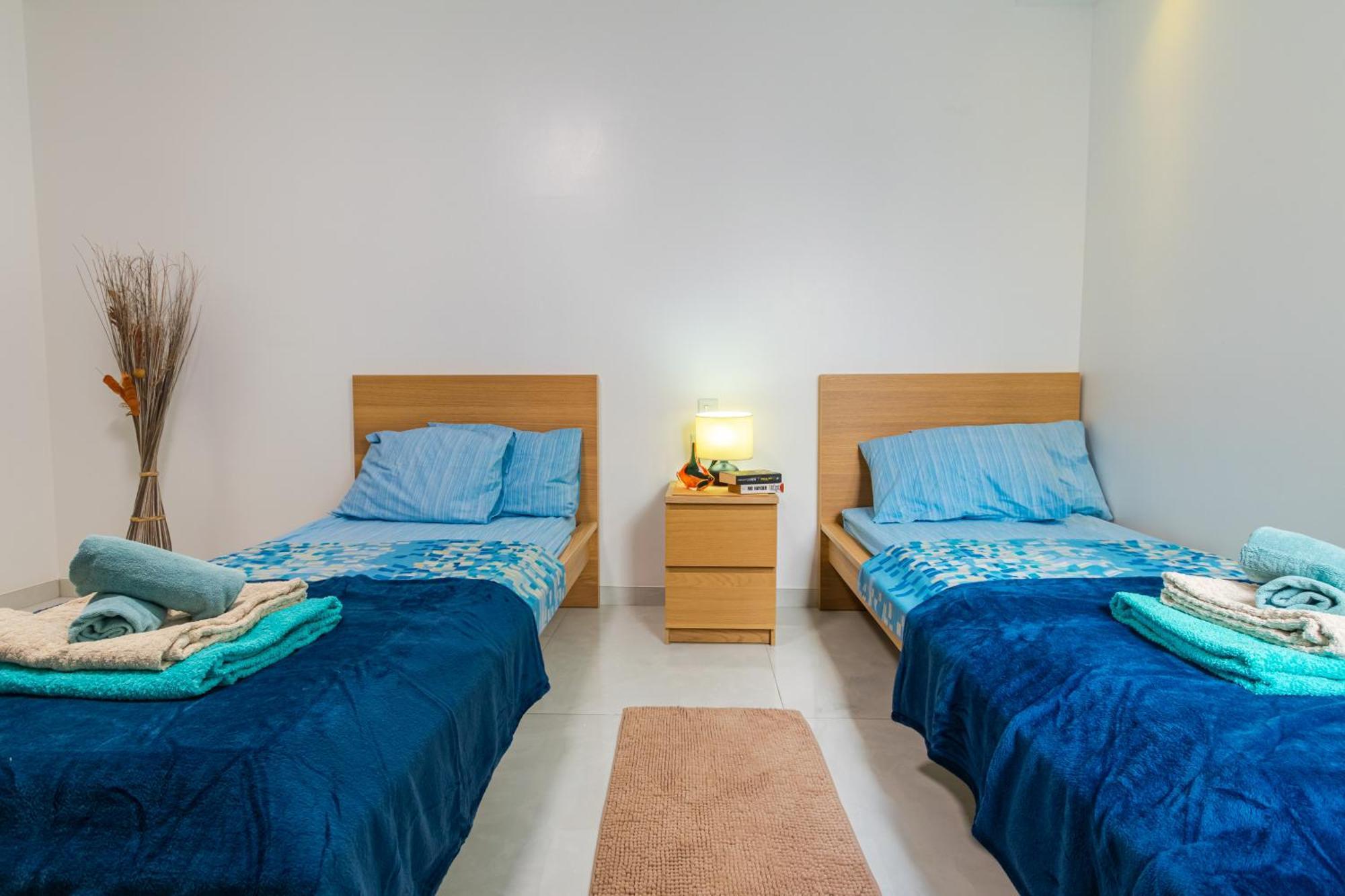 New Spacious Apartment With Amazing View Bugibba Bahía de San Pablo Exterior foto