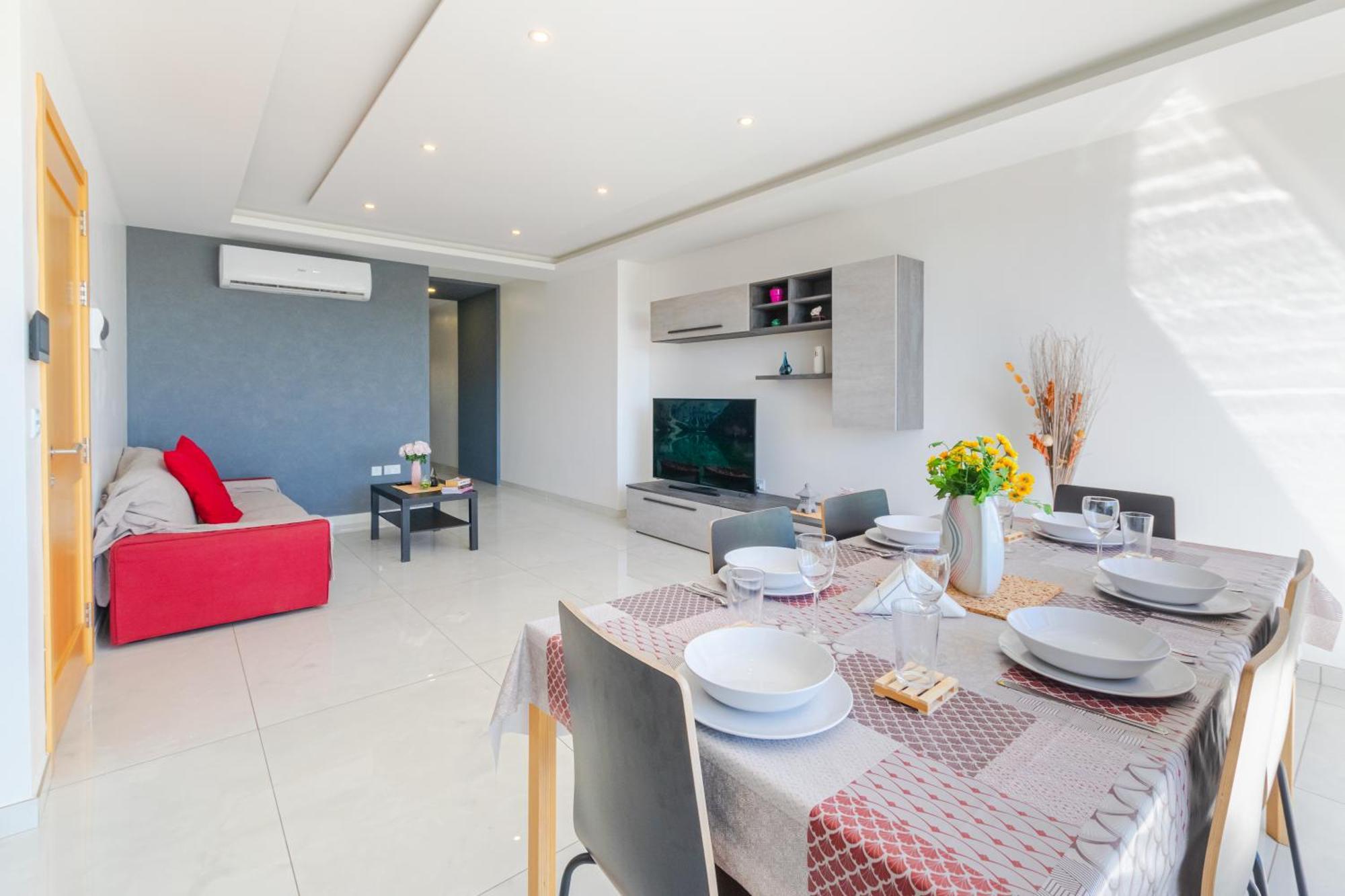 New Spacious Apartment With Amazing View Bugibba Bahía de San Pablo Exterior foto